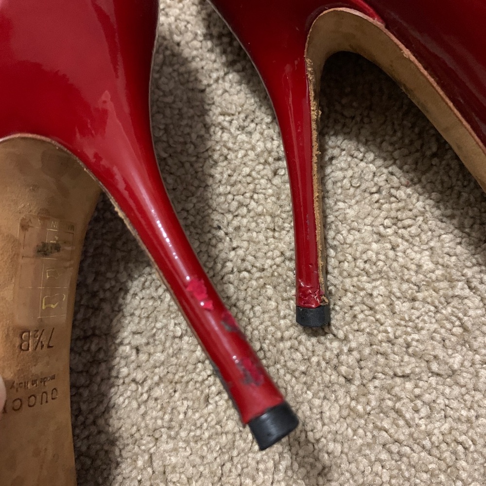 Authentic Gucci Red heels - Picture 6 of 6